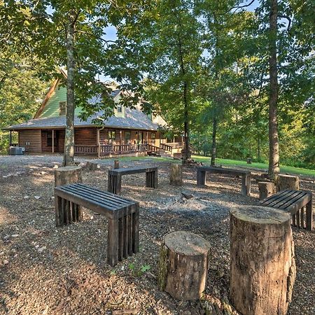 Broken Bow Retreat On 2 Acres With Hot Tub And Deck! Villa Buitenkant foto