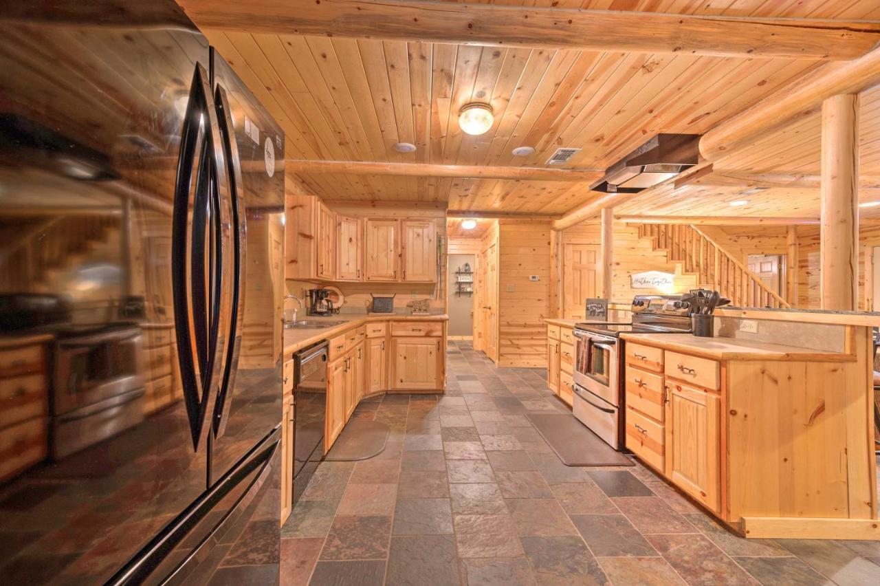 Broken Bow Retreat On 2 Acres With Hot Tub And Deck! Villa Buitenkant foto