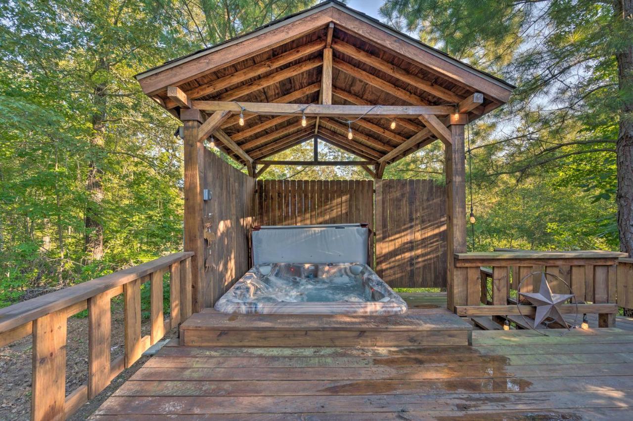 Broken Bow Retreat On 2 Acres With Hot Tub And Deck! Villa Buitenkant foto