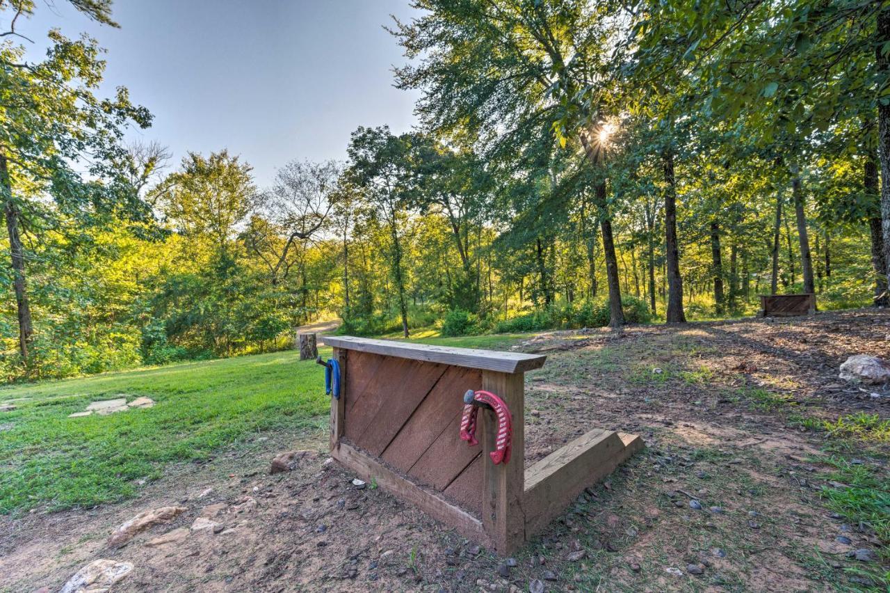 Broken Bow Retreat On 2 Acres With Hot Tub And Deck! Villa Buitenkant foto